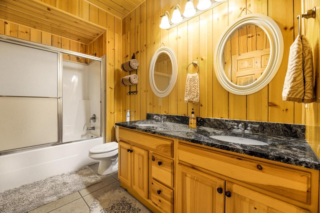 Liberty Lodge At Terry Peak Lead エクステリア 写真