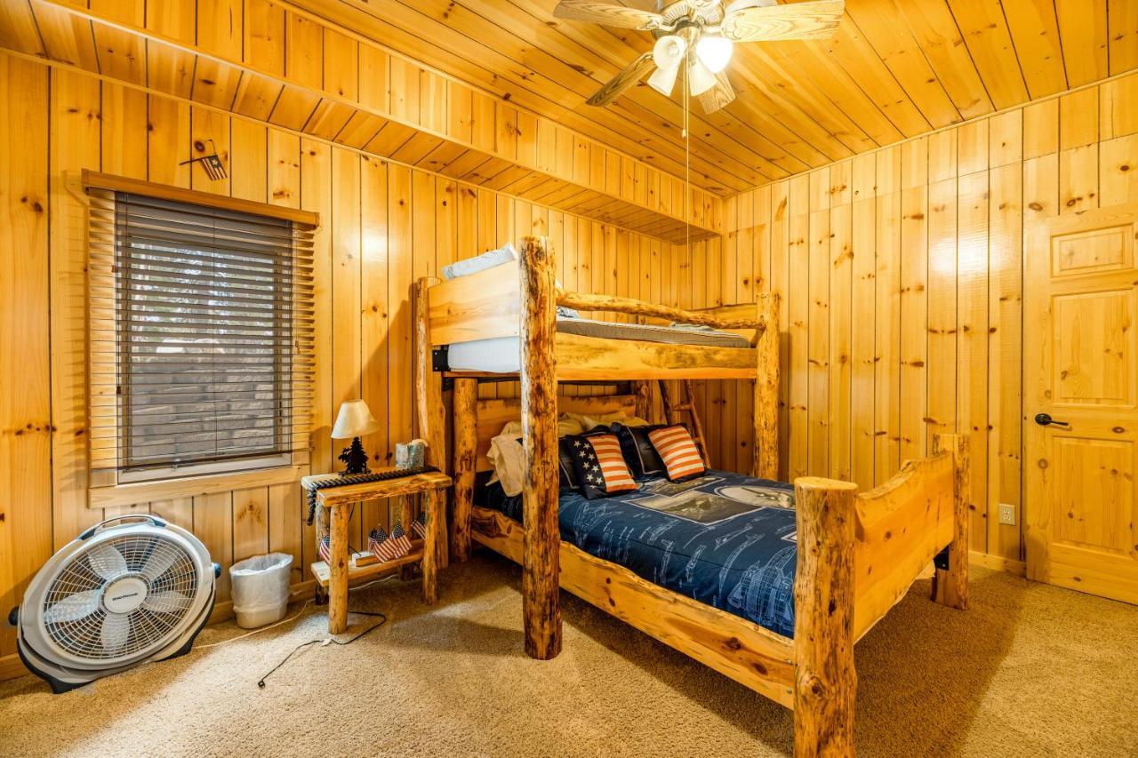 Liberty Lodge At Terry Peak Lead エクステリア 写真